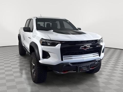 Summit White 2026 Chevrolet Colorado ZR2