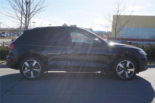 2023 Audi Q5 45 S line Premium Plus