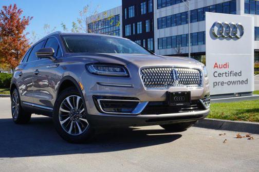 2019 Lincoln Nautilus Select
