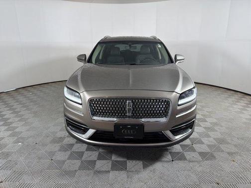 2019 Lincoln Nautilus Select