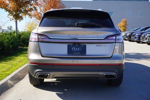 2019 Lincoln Nautilus Select