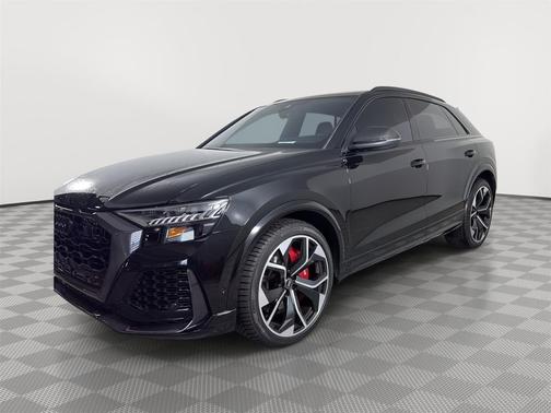 Mythos Black Metallic 2022 Audi RS Q8 4.0T
