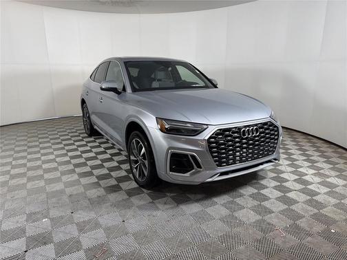 2022 Audi Q5 45 S line Premium