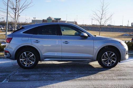 2022 Audi Q5 45 S line Premium