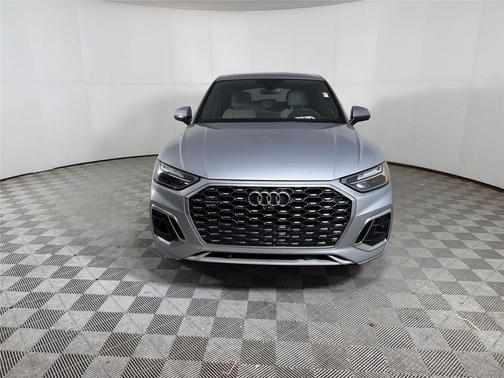 2022 Audi Q5 45 S line Premium