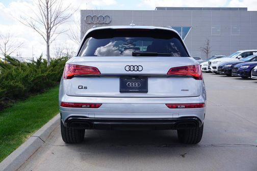 2024 Audi Q5 45 S line Prestige