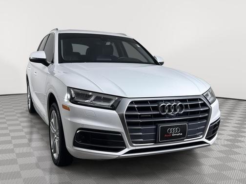 Ibis White 2018 Audi Q5 2.0T Prestige