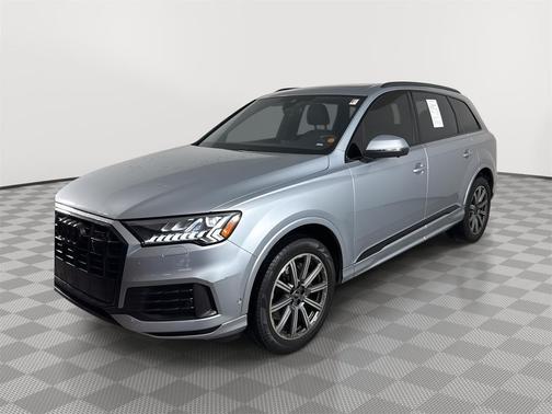 Satellite Silver Metallic 2023 Audi Q7 45 Premium Plus