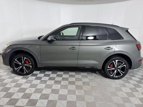 2025 Audi Q5 45 S line Prestige