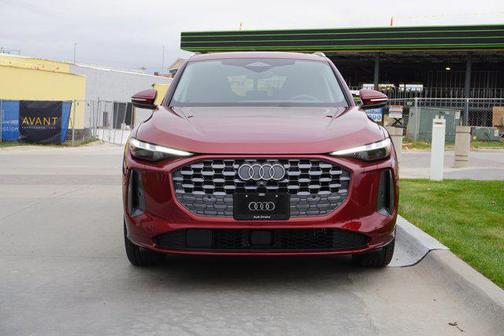 2025 Audi Q5 Prestige TFSI quattro S tronic