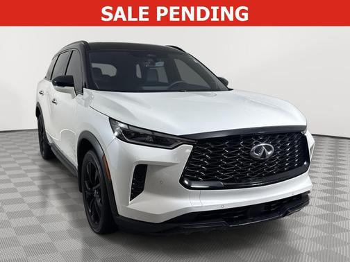 Majestic White 2025 INFINITI QX60 Luxe