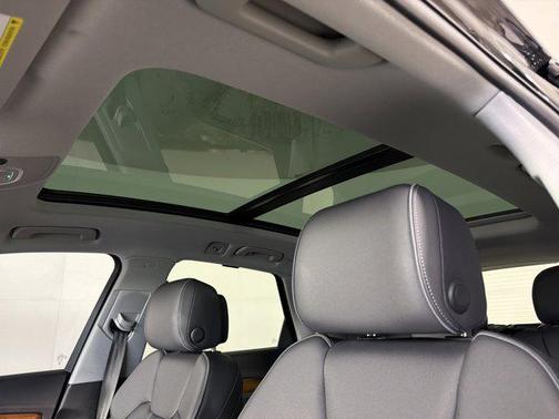 2023 Audi Q5 45 S line Prestige