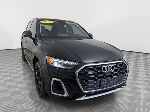 2023 Audi Q5 45 S line Prestige