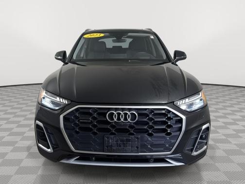 2023 Audi Q5 45 S line Prestige