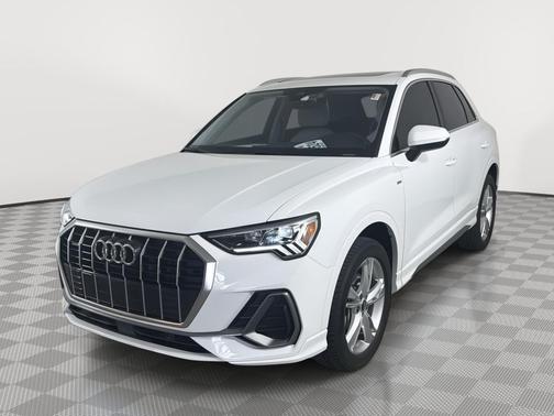 2023 Audi Q3 Premium 45 TFSI S line quattro Tiptronic
