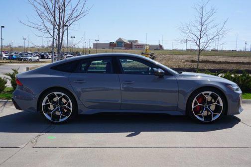 2024 Audi RS 7 4.0T Performance