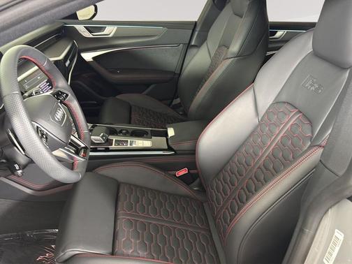 2024 Audi RS 7 4.0T Performance