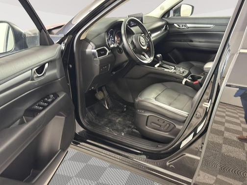 2022 Mazda CX-5 2.5 S Preferred Package