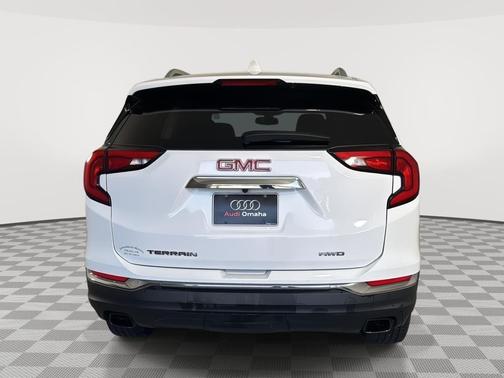 Summit White 2018 GMC Terrain SLT