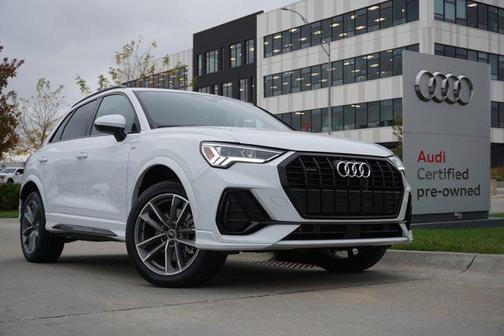 2025 Audi Q3 Premium 45 TFSI S line quattro Tiptronic