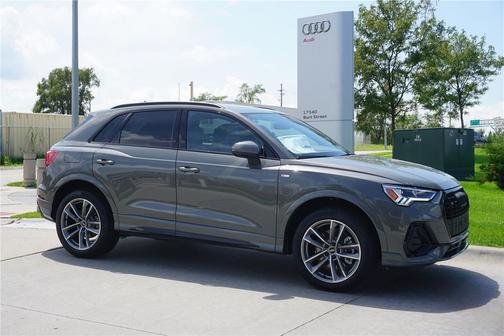 2025 Audi Q3 Premium 45 TFSI S line quattro Tiptronic