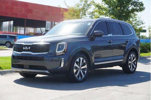 2022 Kia Telluride S