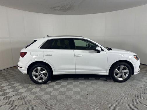 2020 Audi Q3 45 Premium