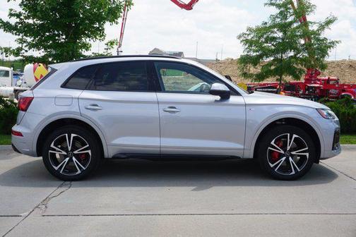 2025 Audi Q5 45 S line Premium Plus