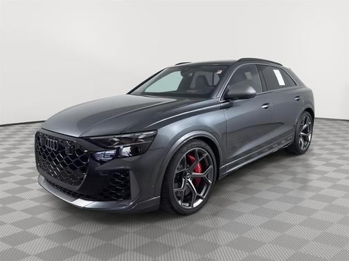 Daytona Gray Pearl Effect 2025 Audi RS Q8 4.0T