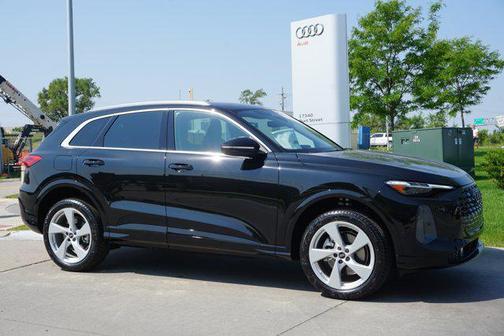 2025 Audi Q5 Premium Plus