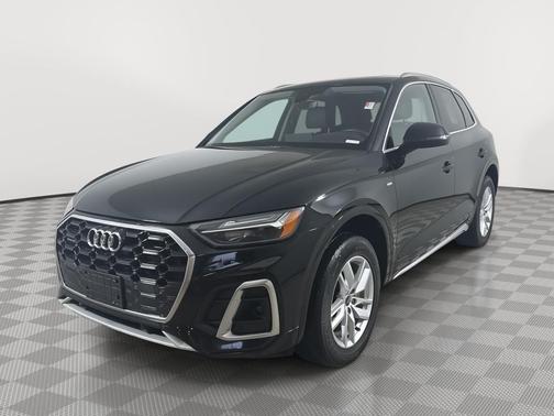 2023 Audi Q5 45 S line Premium