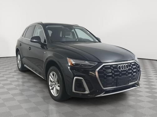 2023 Audi Q5 45 S line Premium