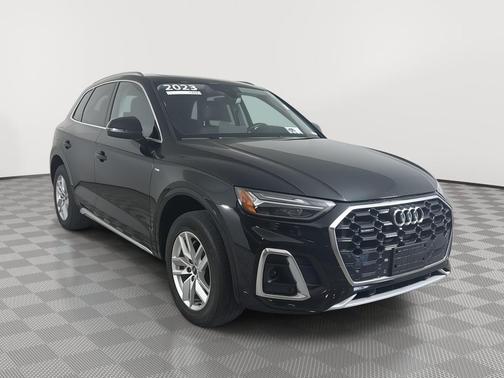 2023 Audi Q5 45 S line Premium