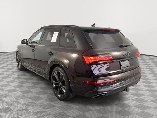 2025 Audi Q7 55 Prestige
