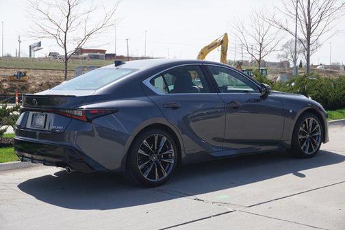 2022 Lexus IS 350 Base