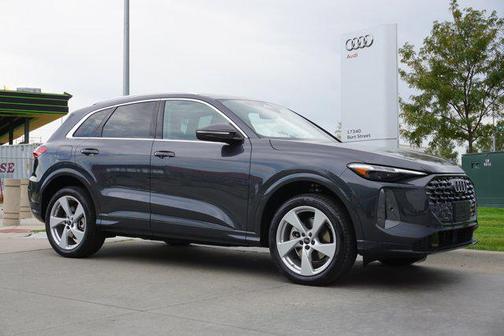 2025 Audi Q5 Premium Plus