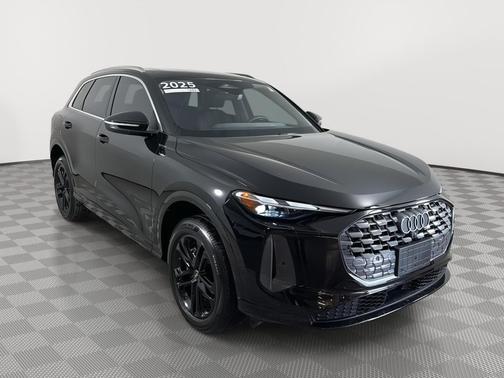 2025 Audi Q5 Premium TFSI quattro S tronic