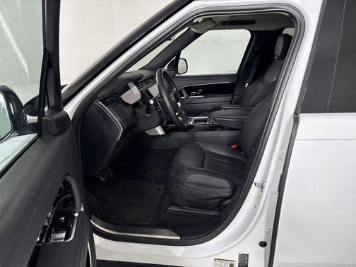 2022 Land Rover Range Rover P400 SE