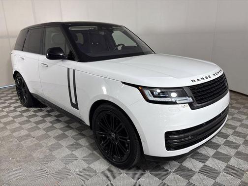 2022 Land Rover Range Rover P400 SE