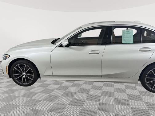 2021 BMW 330 xDrive