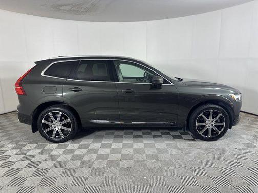 2018 Volvo XC60 Recharge Plug-In Hybrid T8 Inscription