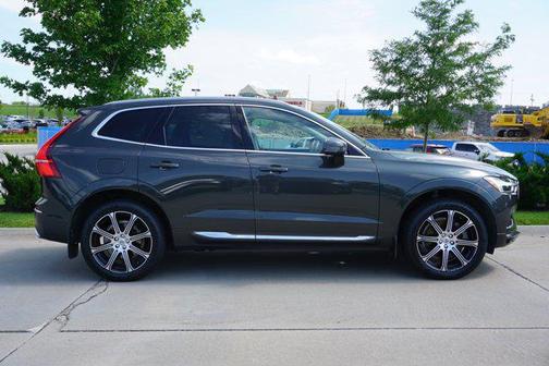 2018 Volvo XC60 Recharge Plug-In Hybrid T8 Inscription