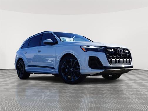 2026 Audi Q7 55 Premium Plus