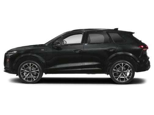 Mythos Black Metallic 2026 Audi Q3 TFSI quattro S tronic