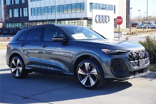 2025 Audi SQ5 3.0T Premium Plus