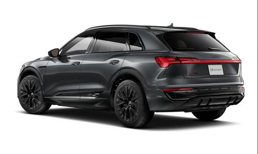 Daytona Gray Pearl Effect 2024 Audi Q8 e-tron Prestige
