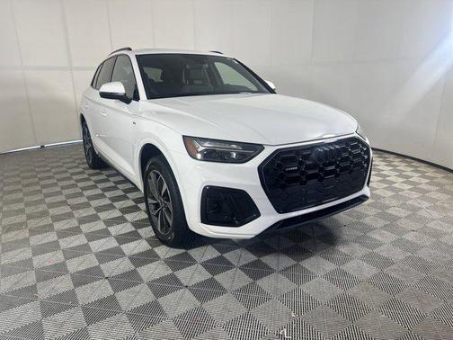 2024 Audi Q5 45 S line Premium