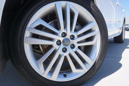 2018 Audi Q5 2.0T Premium Plus