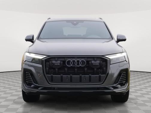 2026 Audi Q7 55 Premium Plus