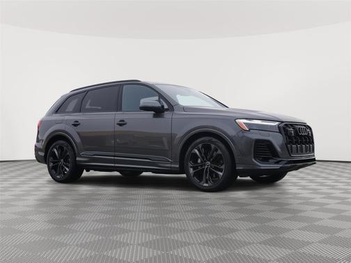 2026 Audi Q7 55 Premium Plus